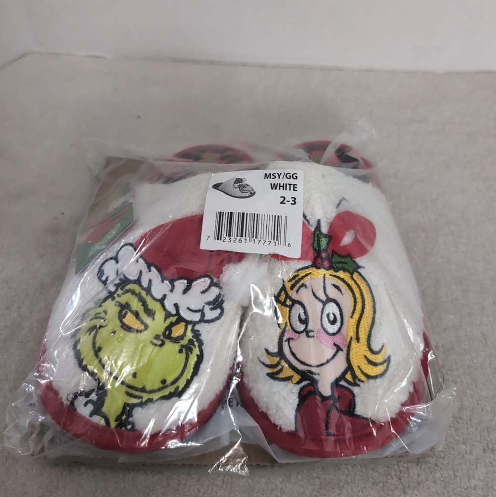 Dr. Seuss The Grinch and Cindy Lou Who Slippers Size 2-3 Kids New